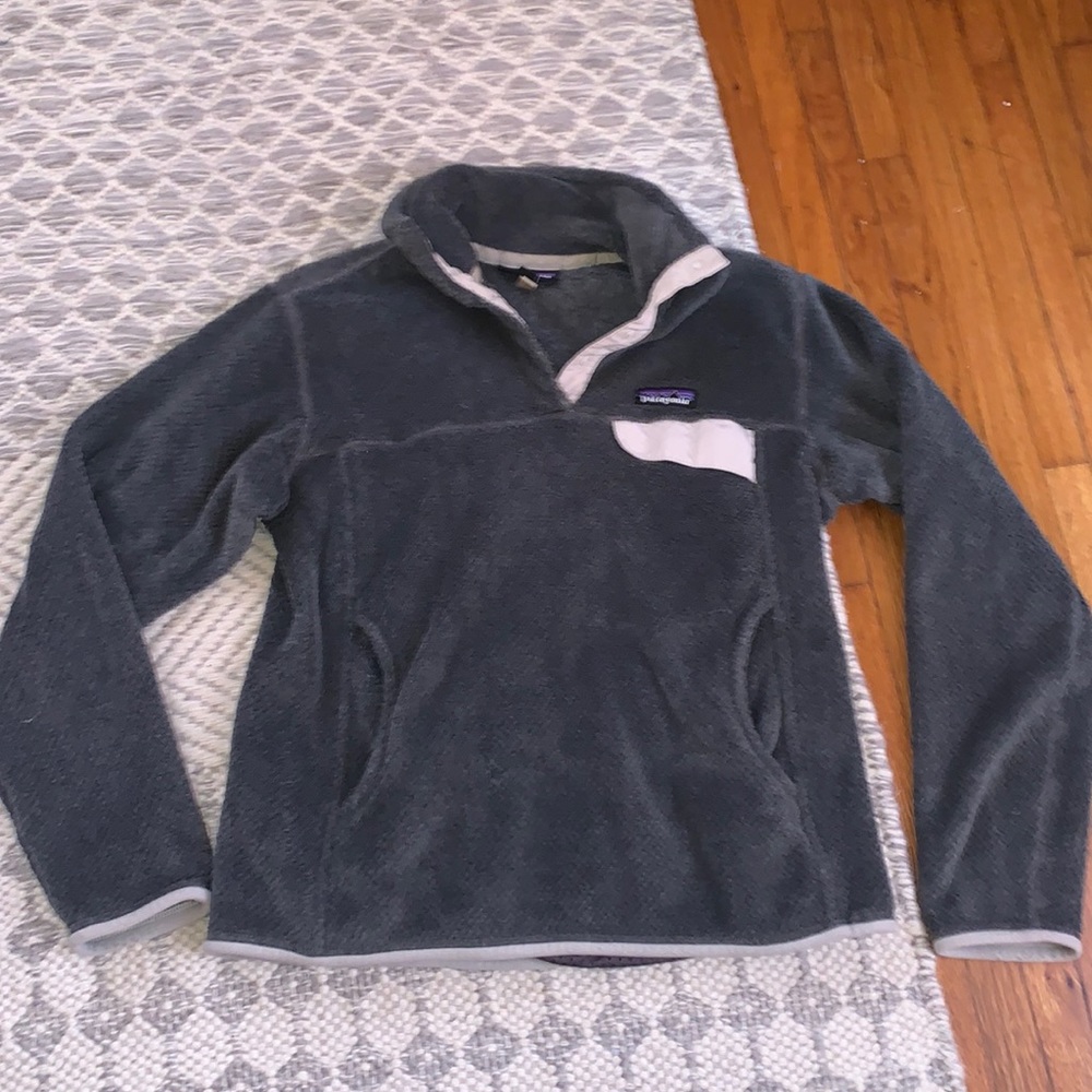 Patagonia sweatshirt